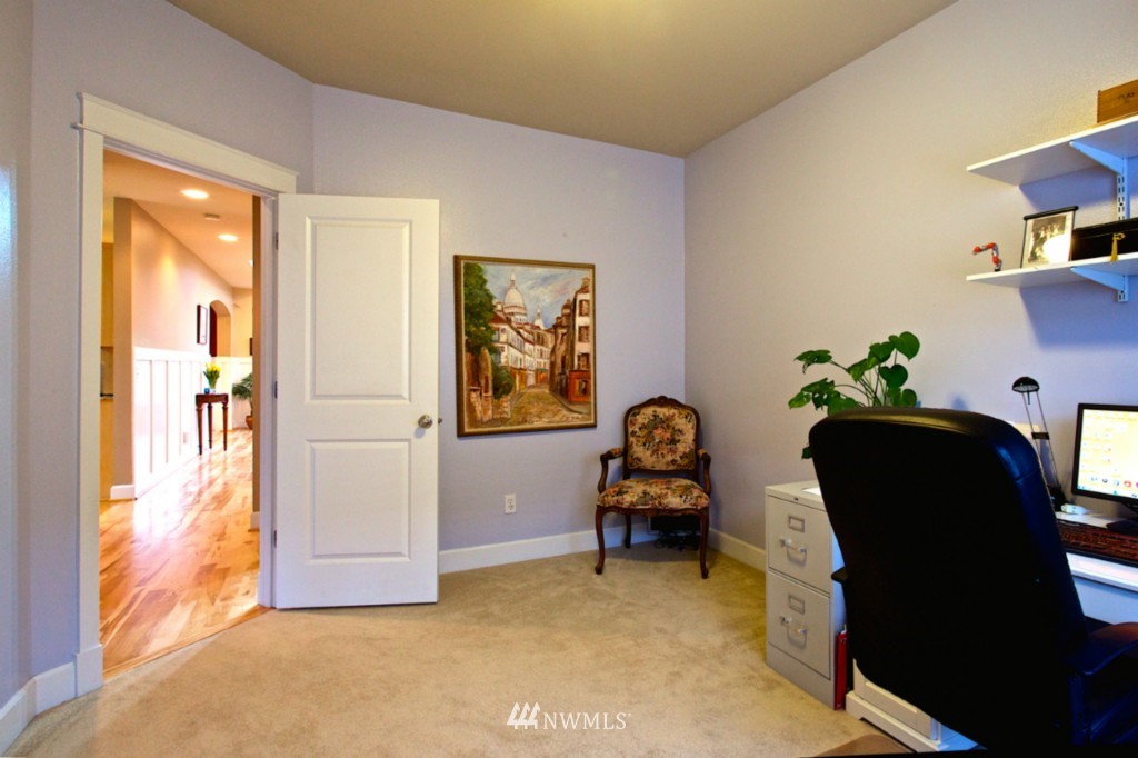 21926 41st Avenue Southeast Bothell, WA 98021 - Photo 13 of 25