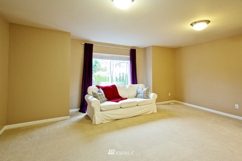 21926 41st Avenue Southeast Bothell, WA 98021 - Photo 21 of 25