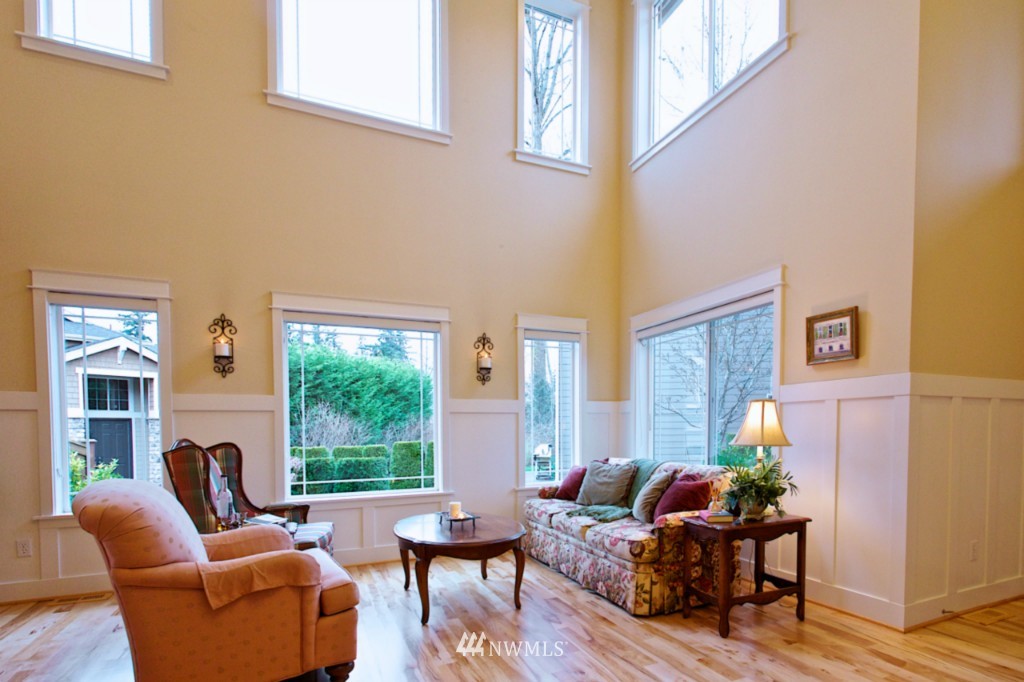 21926 41st Avenue Southeast Bothell, WA 98021 - Photo 4 of 25