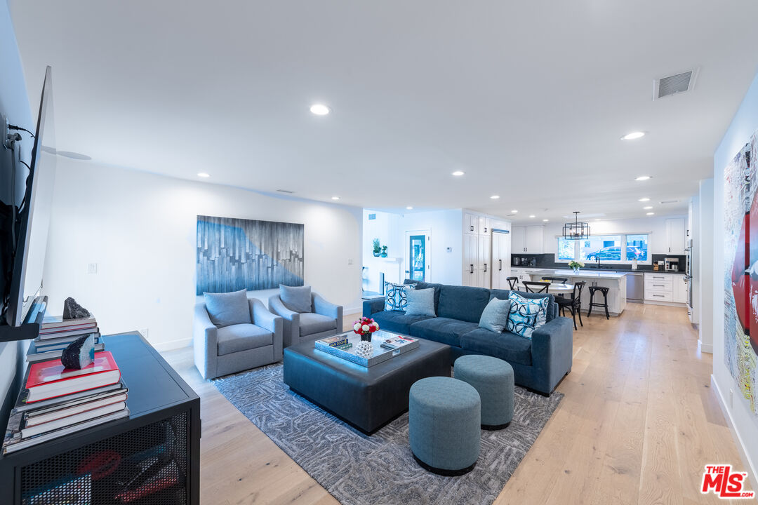 17149 McCormick Street Encino, CA 91316 - Photo 19 of 61