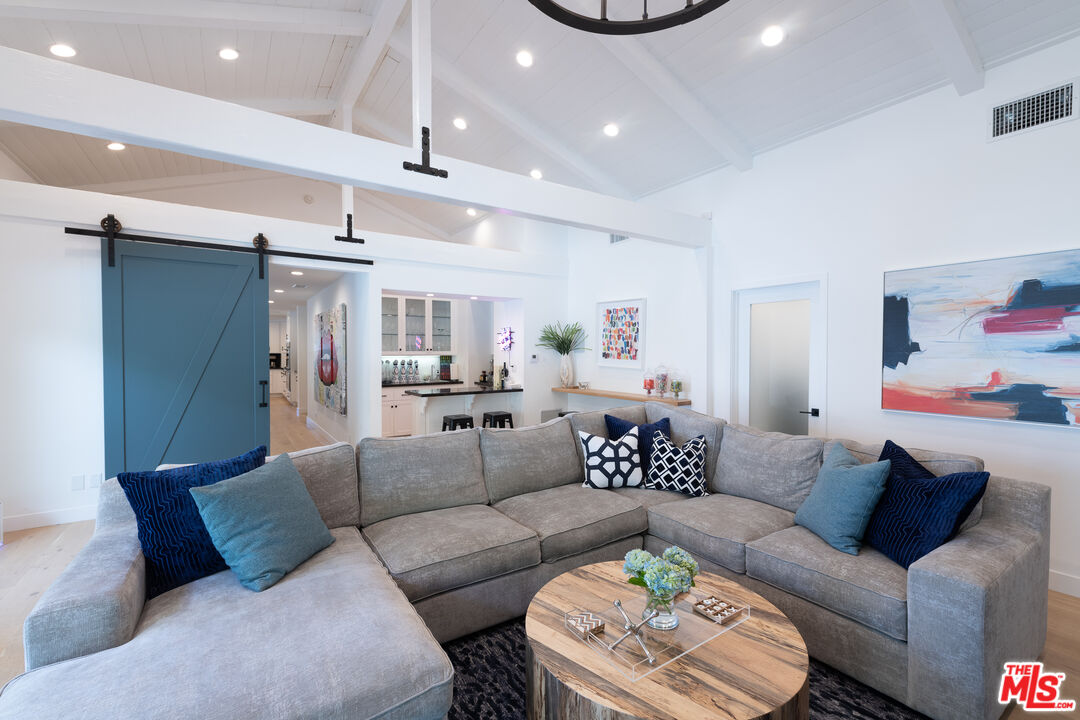 17149 McCormick Street Encino, CA 91316 - Photo 23 of 61