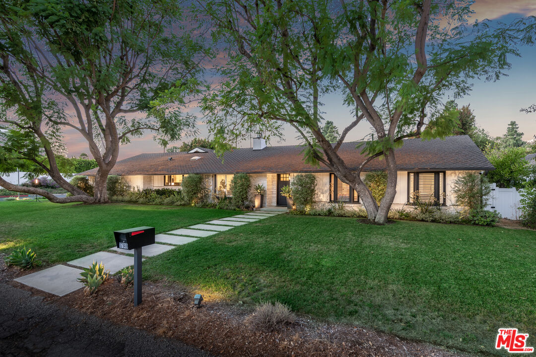 17149 McCormick Street Encino, CA 91316 - Photo 4 of 61