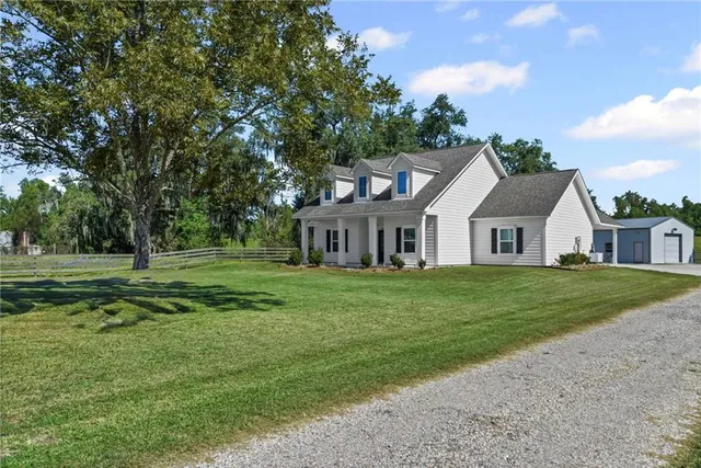 $402,000 | 13693 Highway 23, Belle Chasse, LA 70037