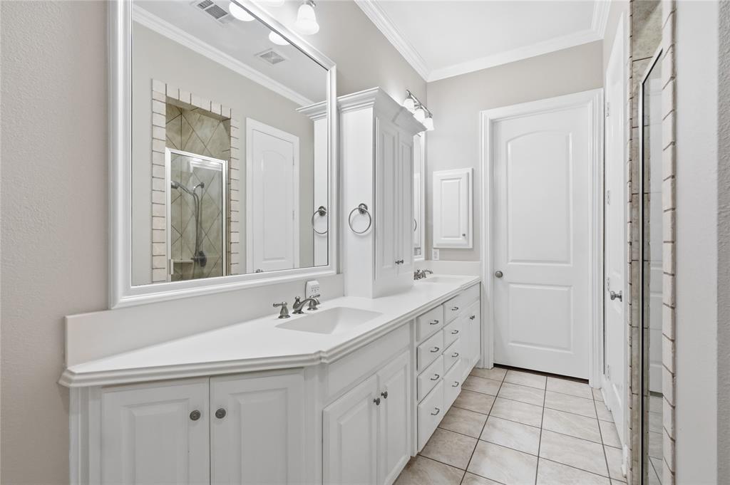 1408 Hampton Road Grapevine, TX 76051 - Photo 18 of 38 Gallery Image 18