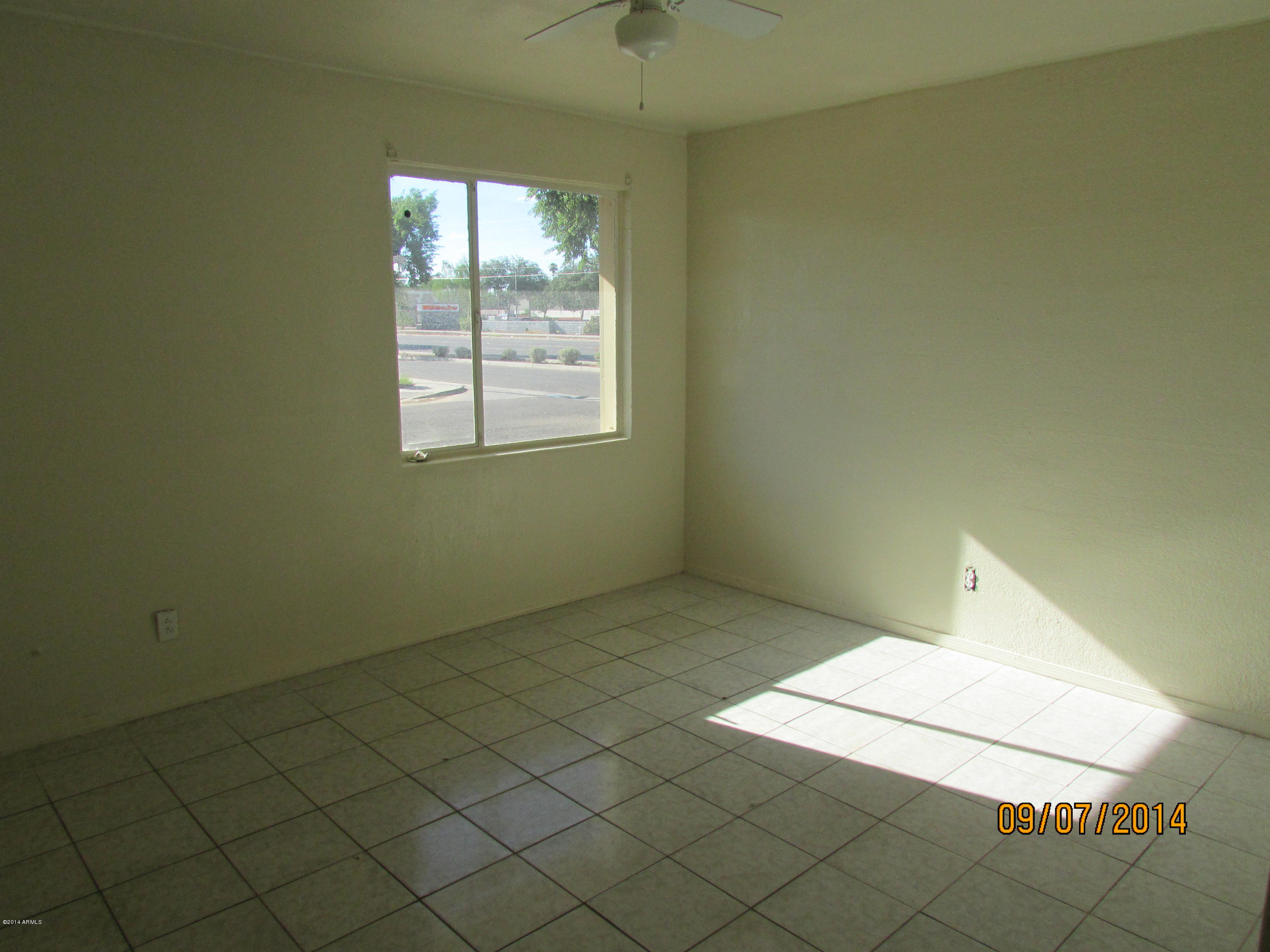 5627 West Camelback Road Phoenix, AZ 85031 - Photo 13 of 18 IMG_1817