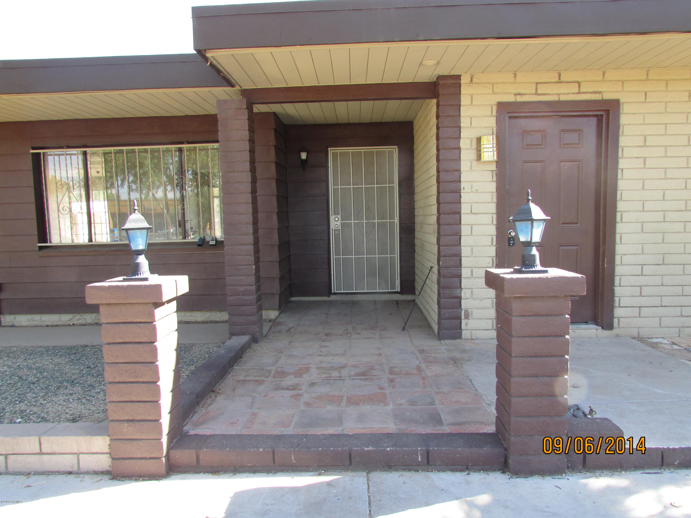 5627 West Camelback Road Phoenix, AZ 85031 - Photo 4 of 18 IMG_1782
