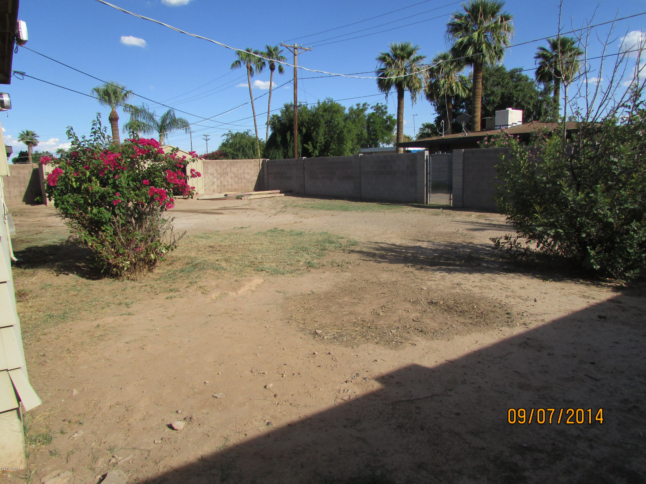 5627 West Camelback Road Phoenix, AZ 85031 - Photo 6 of 18 IMG_1790