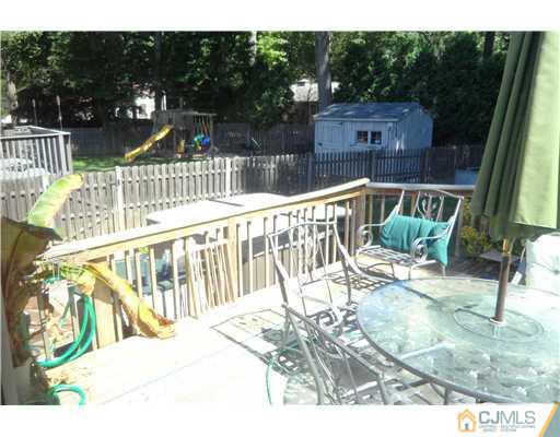 417 Huff Road North Brunswick, NJ 08902 - Photo 17 of 18 Gallery Image 17