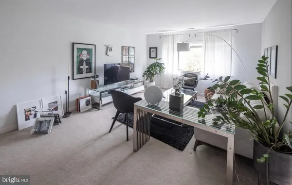 $2,450 | 11500 Fairway Drive, Unit 402, Reston, VA 20190