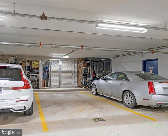 $2,450 | 11500 Fairway Drive, Unit 402, Reston, VA 20190