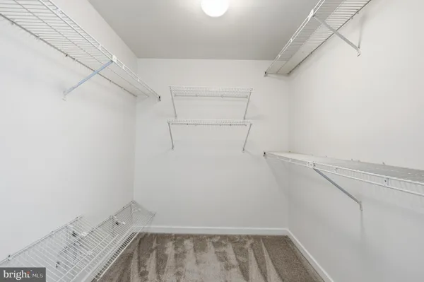 $2,250 | 11500 Fairway Drive, Unit 402, Reston, VA 20190