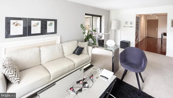 $2,450 | 11500 Fairway Drive, Unit 402, Reston, VA 20190