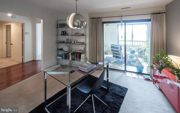 $2,450 | 11500 Fairway Drive, Unit 402, Reston, VA 20190