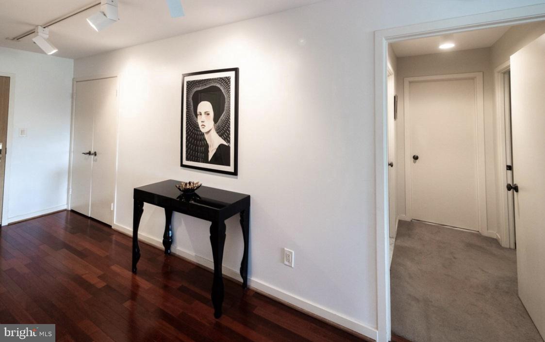 11500 Fairway Drive, Unit 402 Reston, VA 20190 - Photo 6 of 13