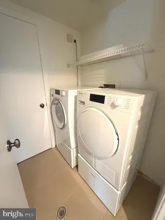 $2,450 | 11500 Fairway Drive, Unit 402, Reston, VA 20190