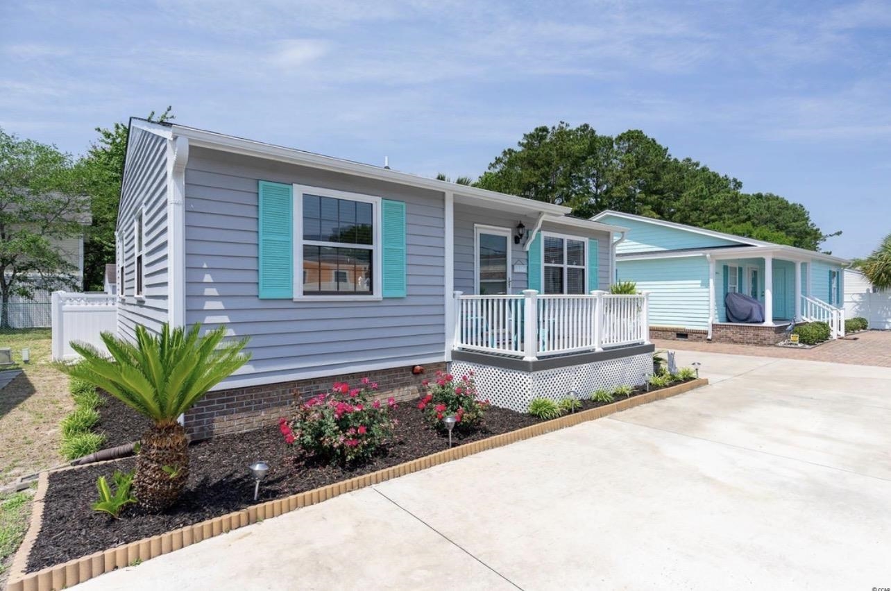 611 B 3rd Avenue South North Myrtle Beach, SC 29582 - Photo 1 of 27