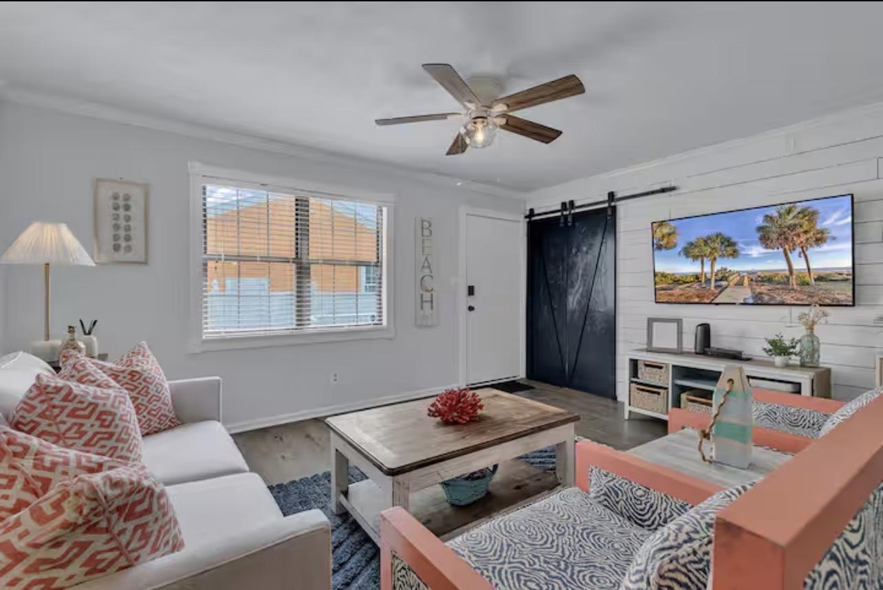 611 B 3rd Avenue South North Myrtle Beach, SC 29582 - Photo 5 of 27