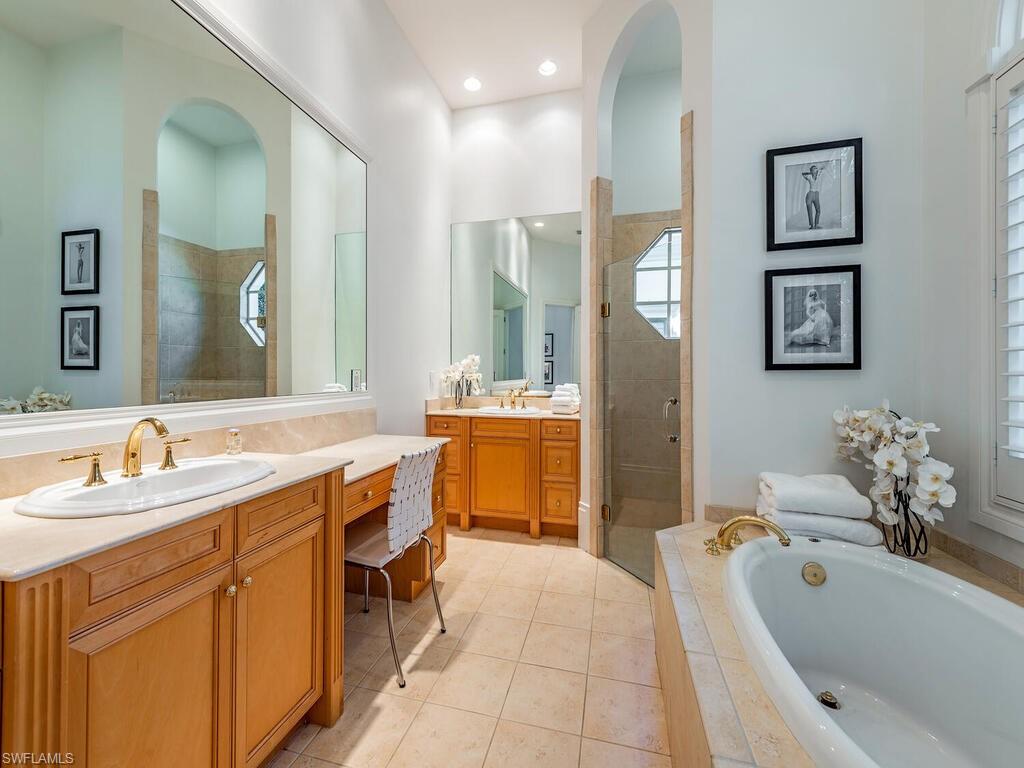 2547 Avila Lane Naples, FL 34105 - Photo 12 of 18