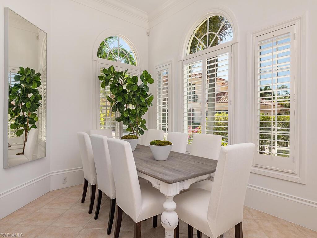 2547 Avila Lane Naples, FL 34105 - Photo 4 of 18