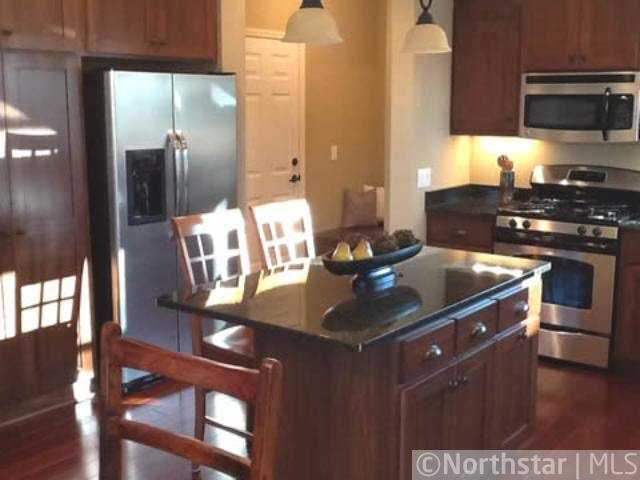 3571 Springwood Path Eagan, MN 55123 - Photo 4 of 9 Gallery Image 4