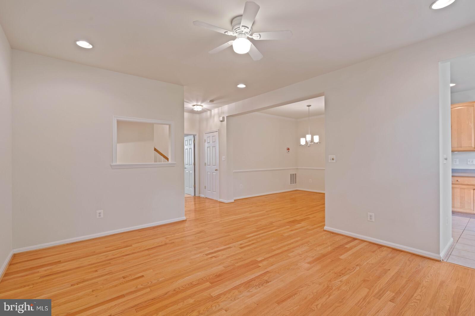 47742 Warwickshire Terrace Sterling, VA 20165 - Photo 15 of 88 Freshly Painted in Move in Condition