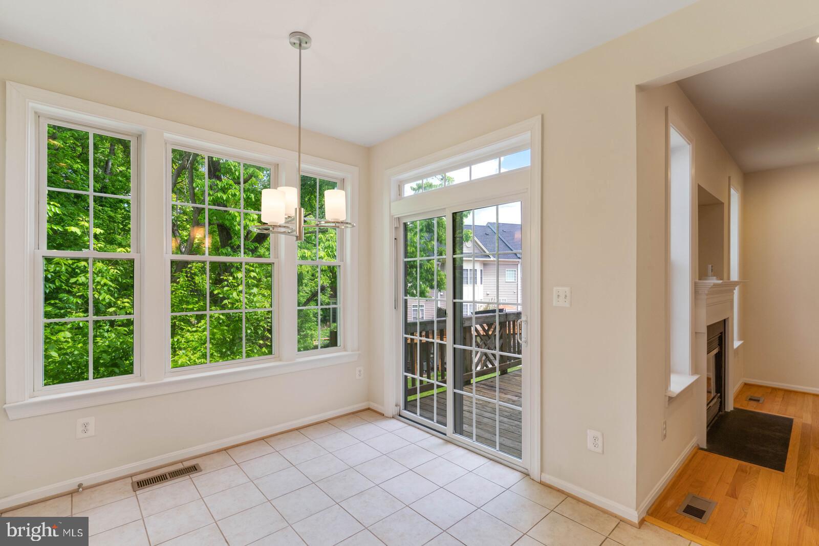 47742 Warwickshire Terrace Sterling, VA 20165 - Photo 24 of 88 Breakfast Area with Door to the Deck