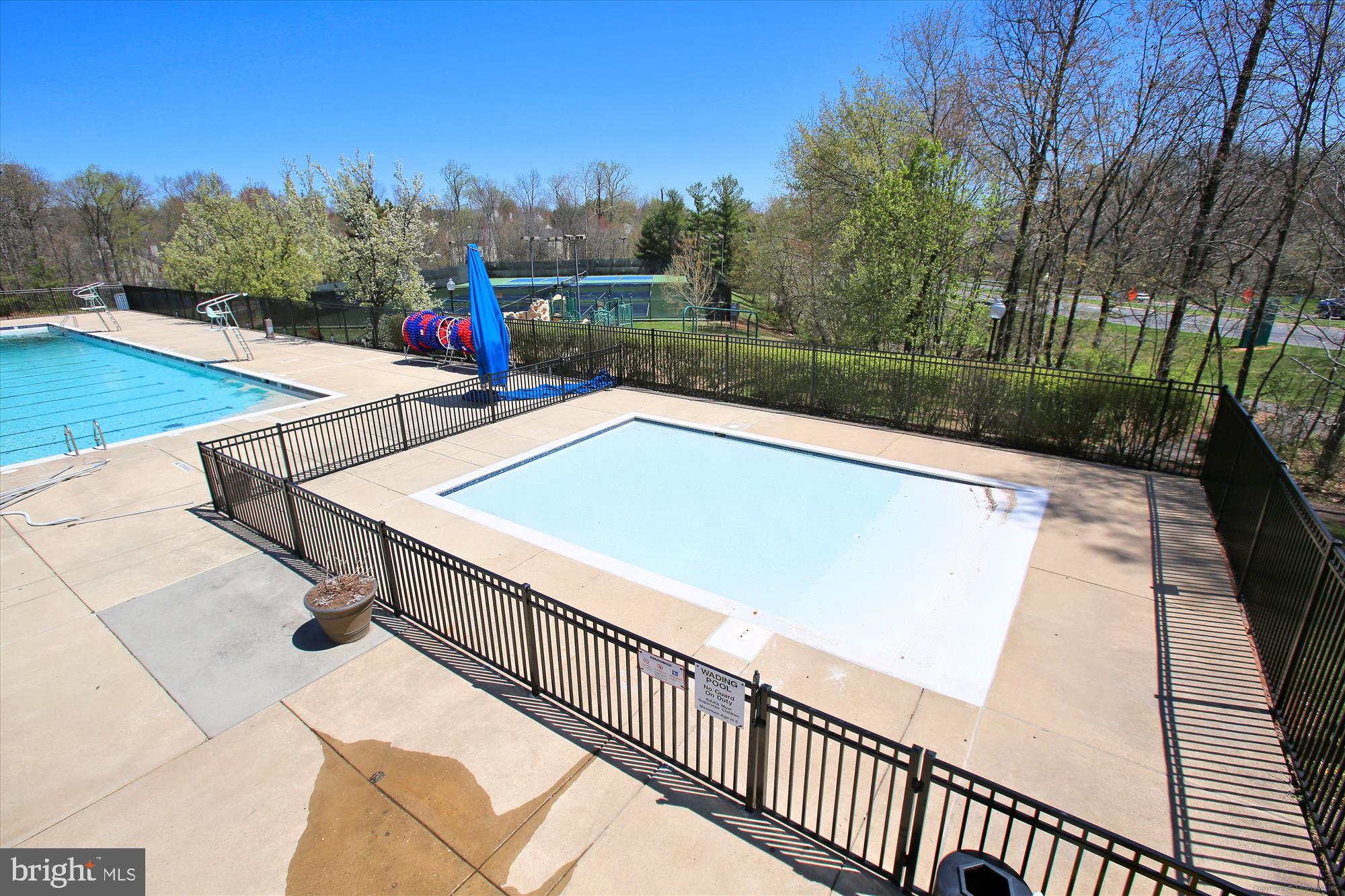 47742 Warwickshire Terrace Sterling, VA 20165 - Photo 65 of 88 "Kidding Pool"