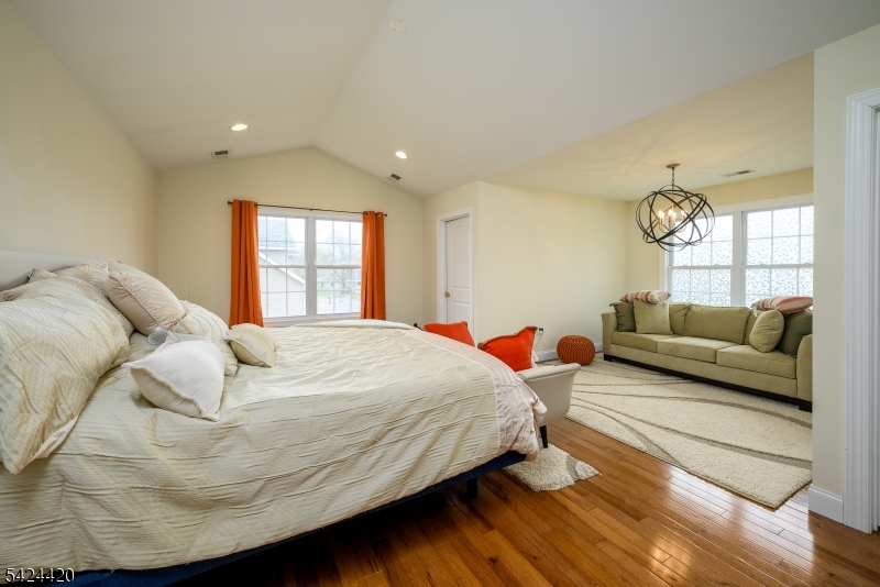 32 Pleasant Plains Road Franklin Park, NJ 08823 - Photo 16 of 23