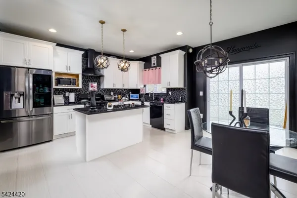 $965,000 | 32 Pleasant Plains Road, Franklin Park, NJ 08823