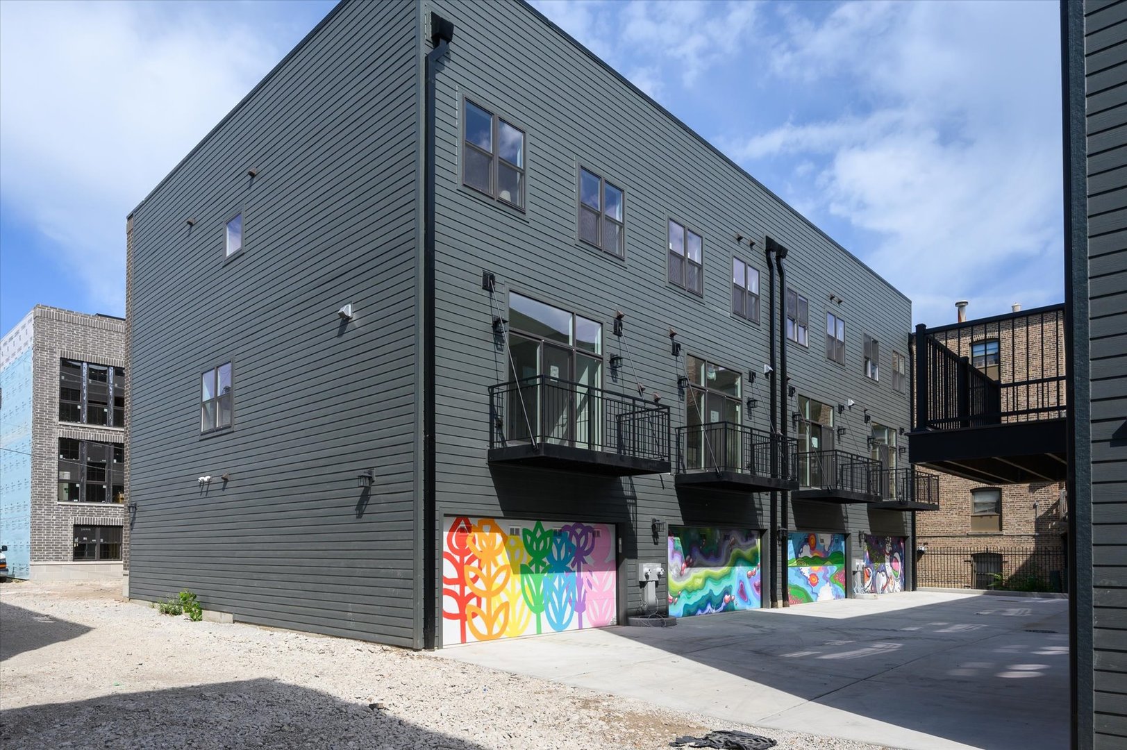 4438 South Drexel Boulevard, Unit D Chicago, IL 60653 - Photo 29 of 29 a view of a building with a street