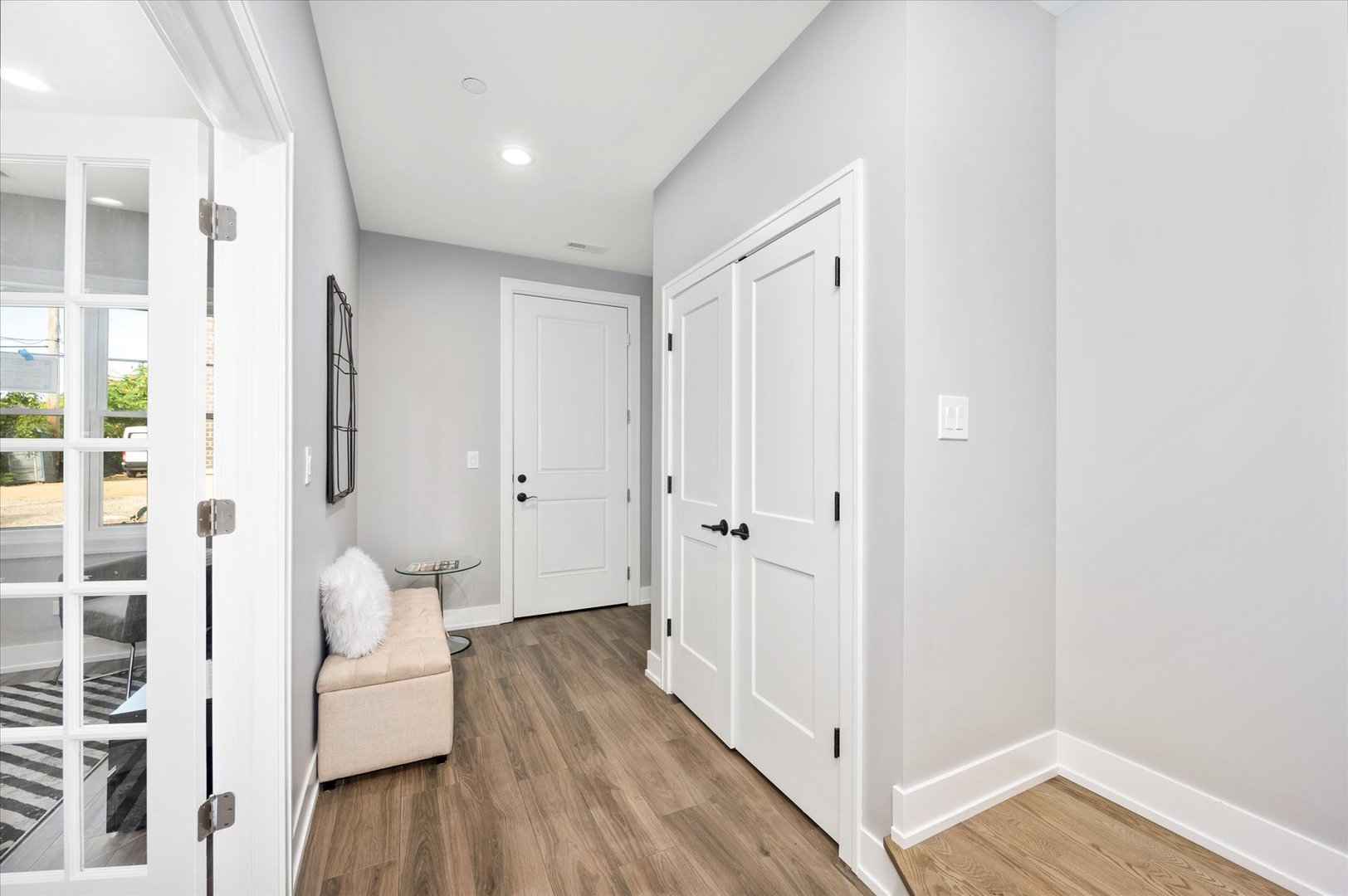 4438 South Drexel Boulevard, Unit D Chicago, IL 60653 - Photo 5 of 29 a bathroom with a sink and a glass door