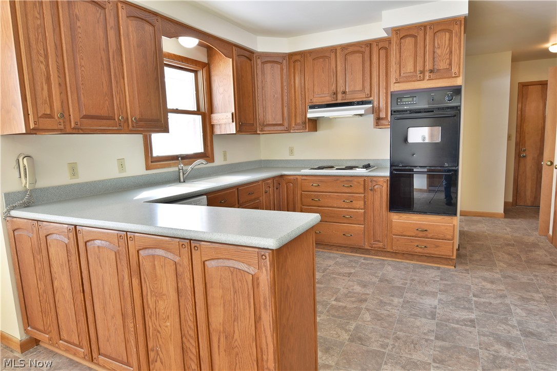 2803 Ridge Road Cortland, OH 44410 - Photo 10 of 35 Gallery Image 10