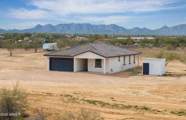$469,900 | 1400 North Amarillo Valley Road, Maricopa, AZ 85139