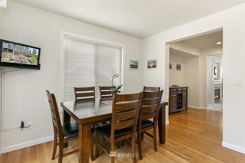 16230 3rd Avenue Southeast, Unit B1 Bothell, WA 98012 - Photo 6 of 19 Gallery Image 6