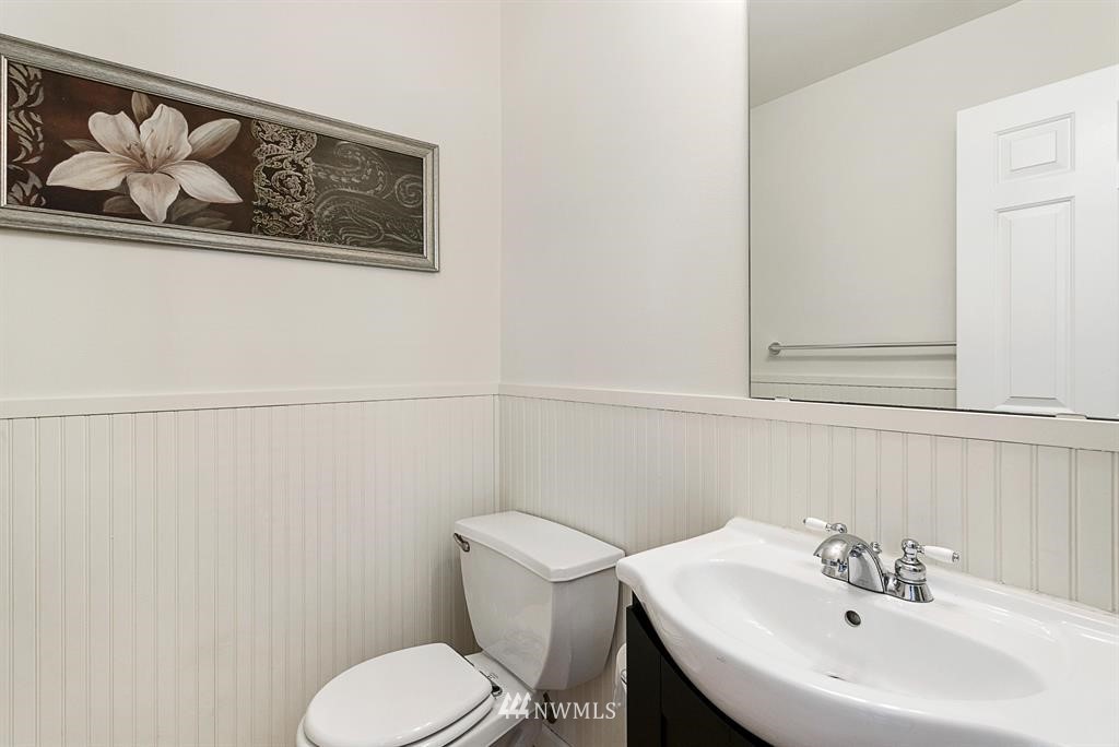 16230 3rd Avenue Southeast, Unit B1 Bothell, WA 98012 - Photo 10 of 19 Gallery Image 10