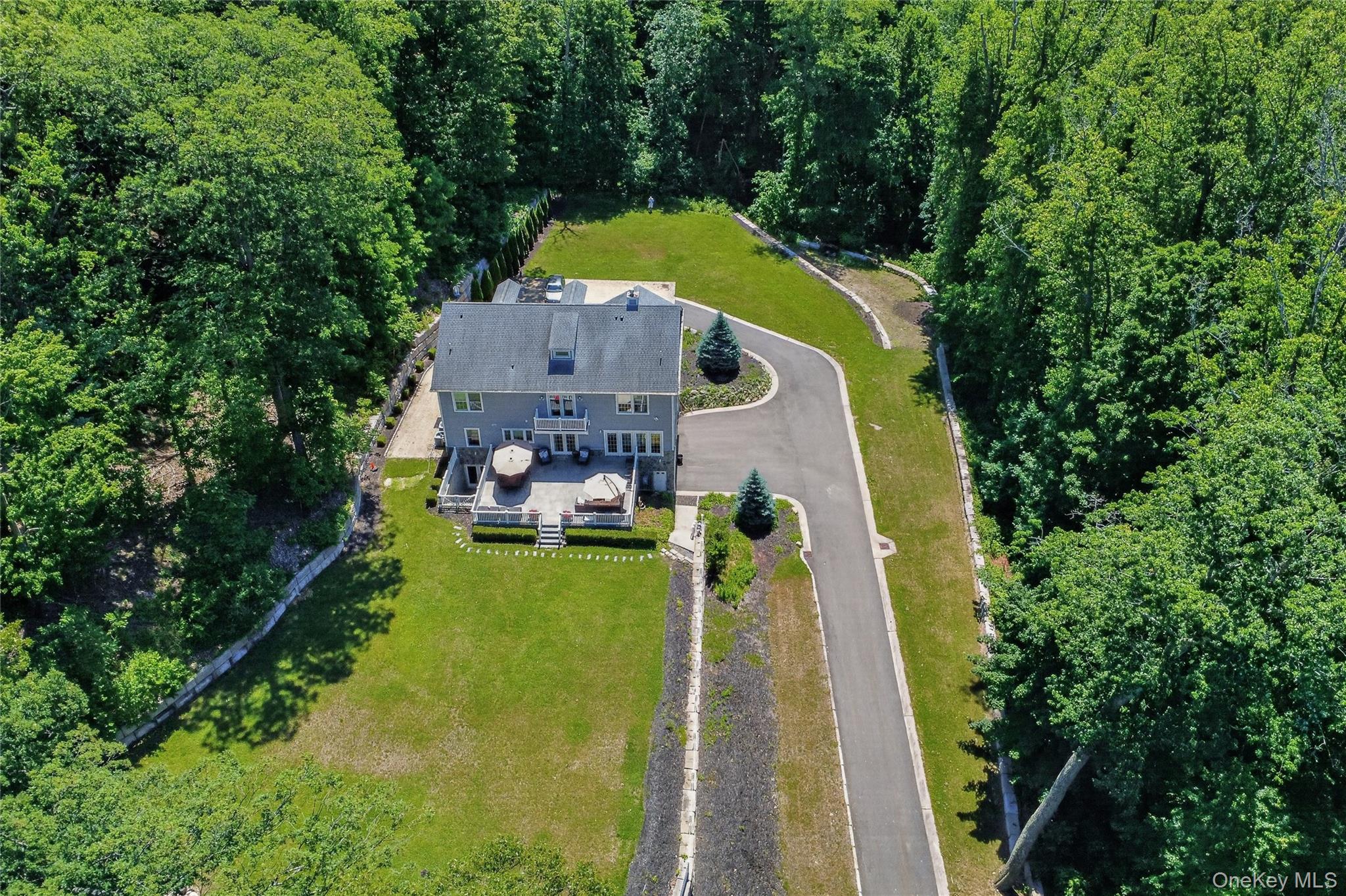 261 Harbor Road Cold Spring Harbor, NY 11724 - Photo 40 of 43