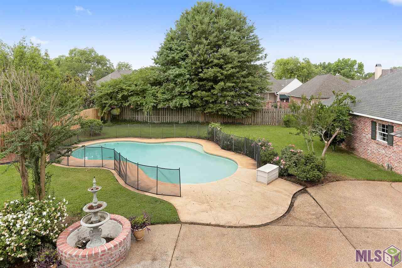 13 Hidden Oak Lane Baton Rouge, LA 70810 - Photo 18 of 21 View of pool from Back Balcony