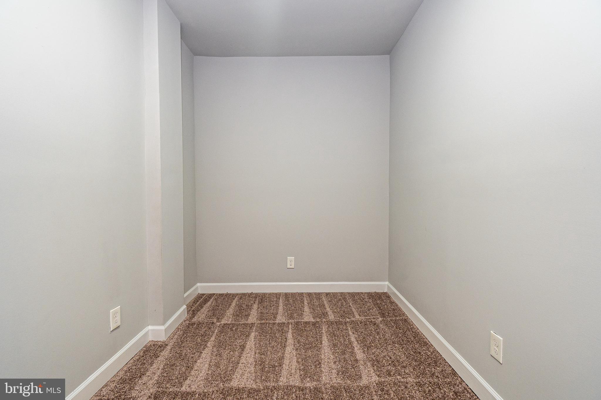 3103 East Monument Street Baltimore, MD 21205 - Photo 12 of 20 a view of a room
