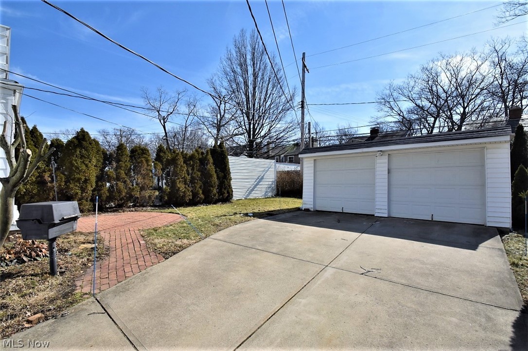 4174 Bushnell Road University Heights, OH 44118 - Photo 13 of 13