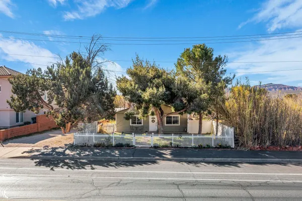 $599,000 | 185 West Center Street, Ivins, UT 84738