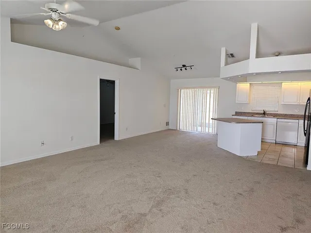 $1,700 | 1900 Northwest 33rd Avenue, Cape Coral, FL 33993