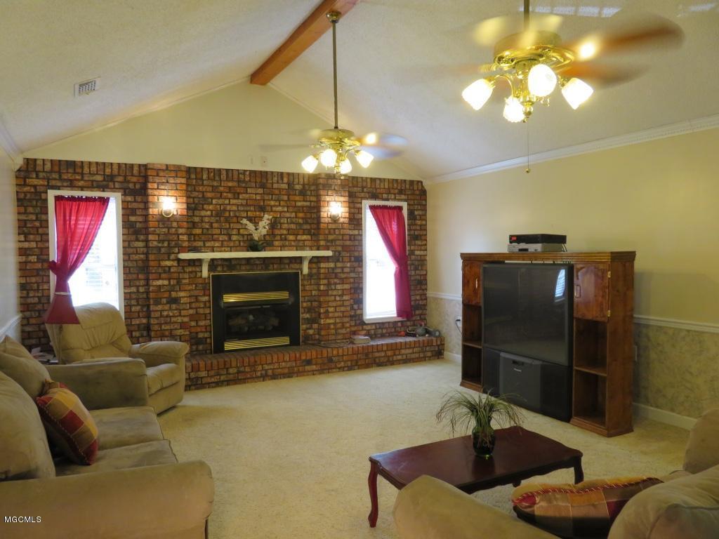140 Holland Road Lucedale, MS 39452 - Photo 8 of 28 thumb_IMG_0620_1024