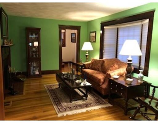 6 Olean Road Burlington, MA 01803 - Photo 4 of 23 Gallery Image 4