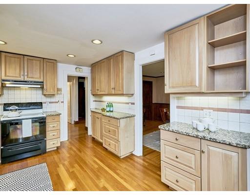24 Jane Road Newton, MA 02459 - Photo 11 of 29 Gallery Image 11