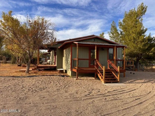 $2,000,000 | 10800 Clover Lane, Cornville, AZ 86325