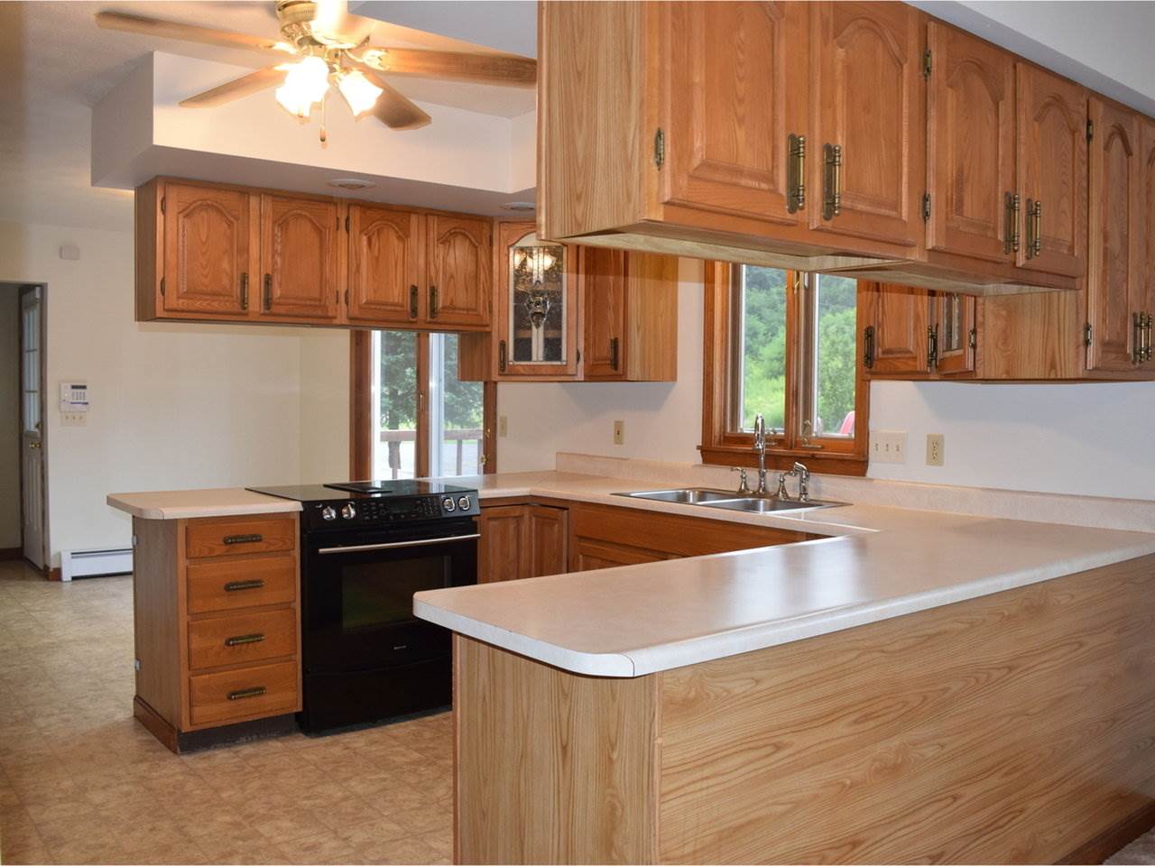 289 River Road Essex, VT 05452 - Photo 11 of 40 Gallery Image 11