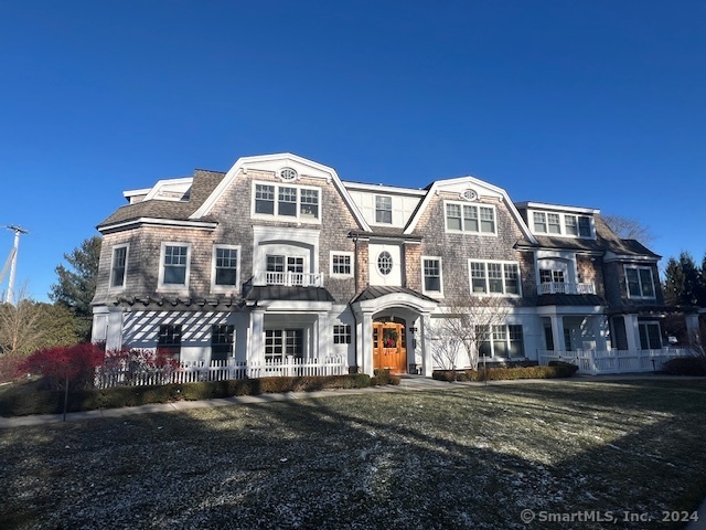 103 Main Street, Unit 2101 Stonington, CT 06378 - Photo 2 of 29