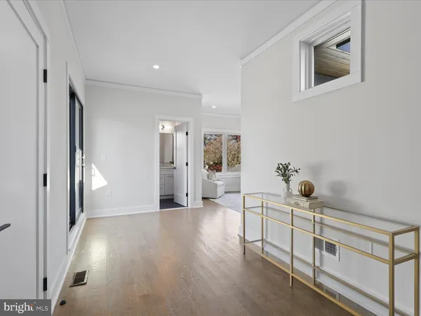 $2,599,888 | 616 Gibson Circle Southwest, Vienna, VA 22180