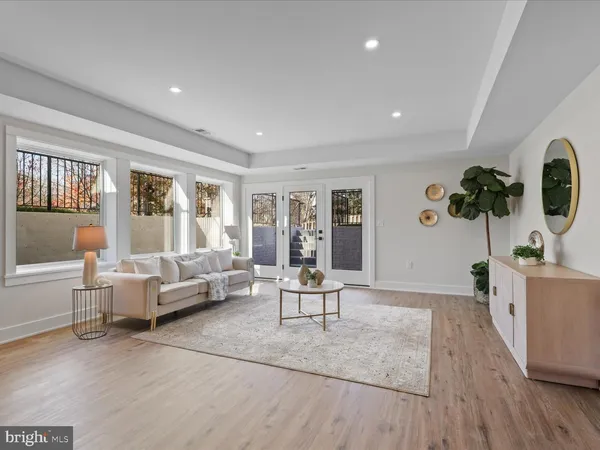 $2,599,888 | 616 Gibson Circle Southwest, Vienna, VA 22180