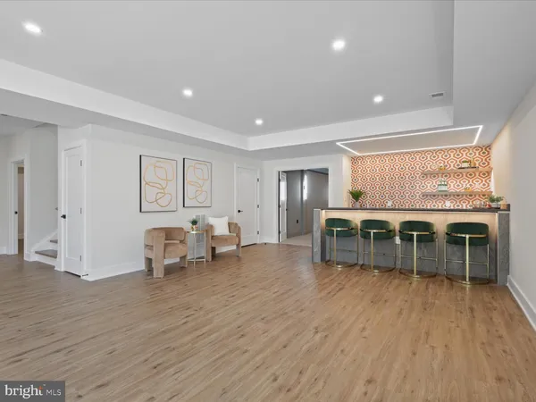 $2,599,888 | 616 Gibson Circle Southwest, Vienna, VA 22180